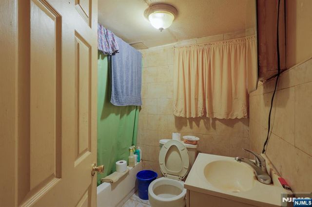 152 Dayton Street 150, Newark, NJ 07114