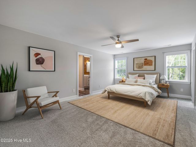 606 Sonata Court, Richlands, NC 28574