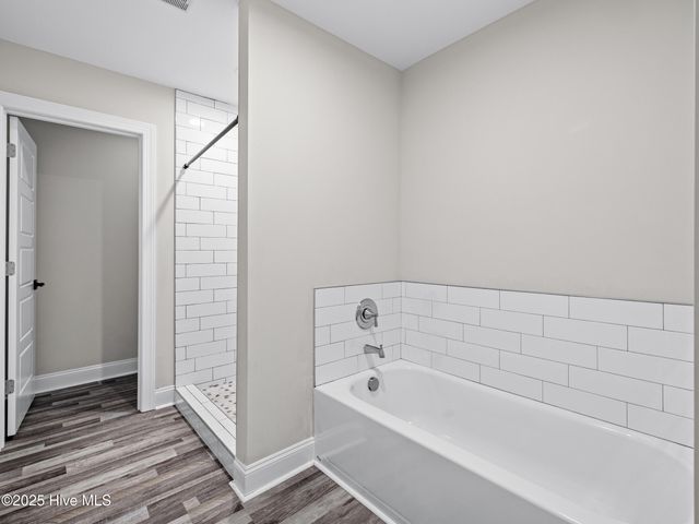 606 Sonata Court, Richlands, NC 28574