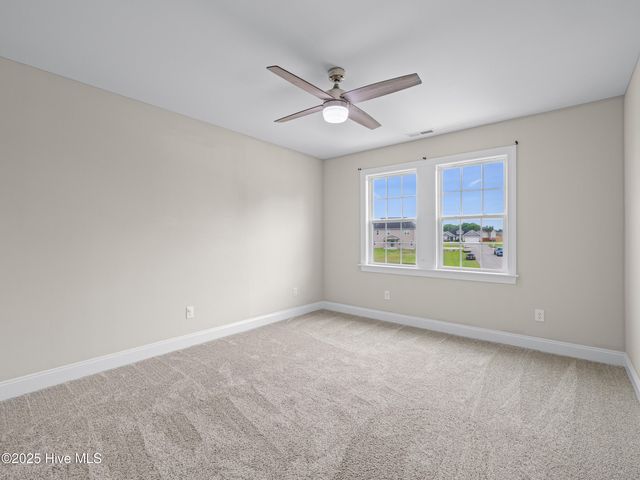 606 Sonata Court, Richlands, NC 28574