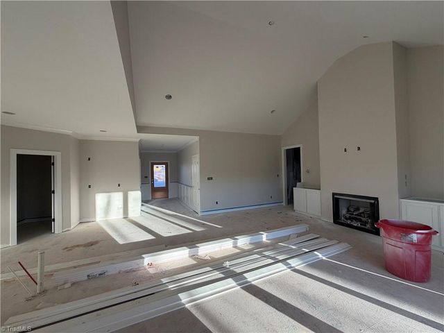 366 Lenalan Drive, Lexington, NC 27295