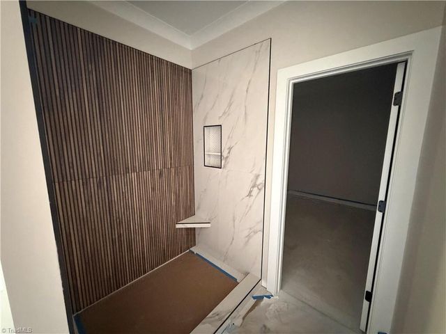 366 Lenalan Drive, Lexington, NC 27295