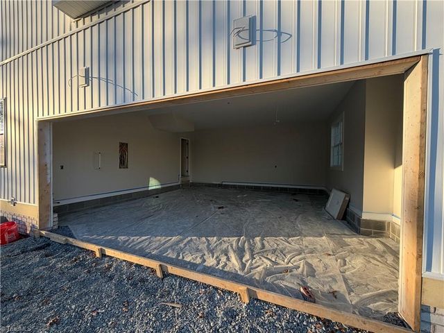 366 Lenalan Drive, Lexington, NC 27295