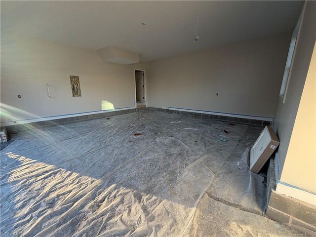 366 Lenalan Drive, Lexington, NC 27295