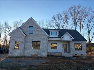 366 Lenalan Drive, Lexington, NC 27295