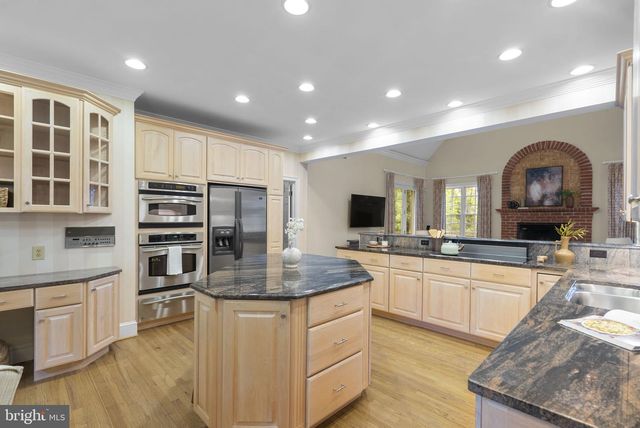 458 BRICKWORKS LN, Severna Park, MD 21146