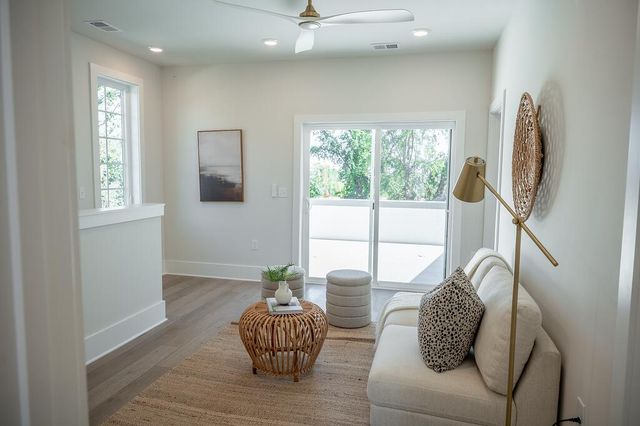 1150 Valdosta Street Unit 402, North Charleston, SC 29405