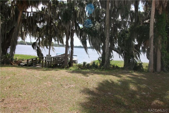 908 Pritchard Island Road, Inverness, FL 34450
