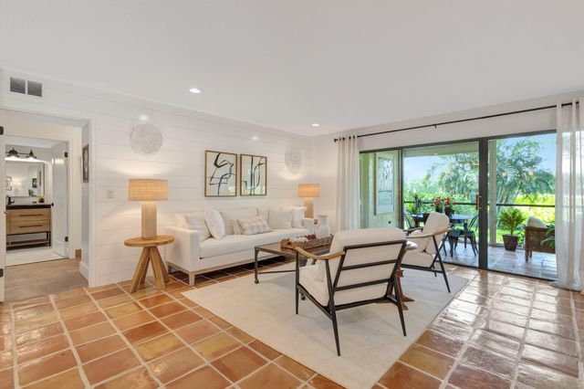 27 Westgate Lane C, Boynton Beach, FL 33436