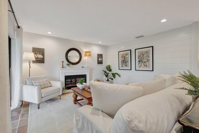 27 Westgate Lane C, Boynton Beach, FL 33436