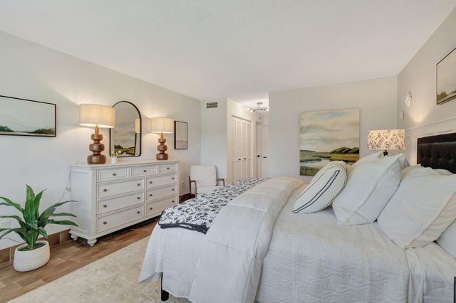 27 Westgate Lane C, Boynton Beach, FL 33436