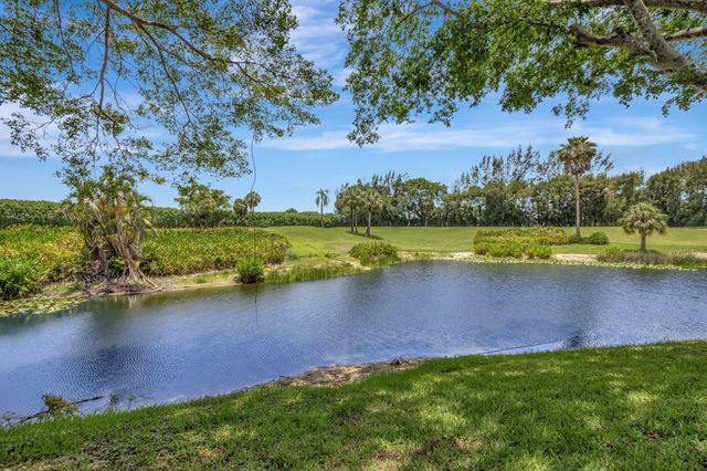 27 Westgate Lane C, Boynton Beach, FL 33436