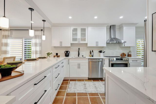 27 Westgate Lane C, Boynton Beach, FL 33436