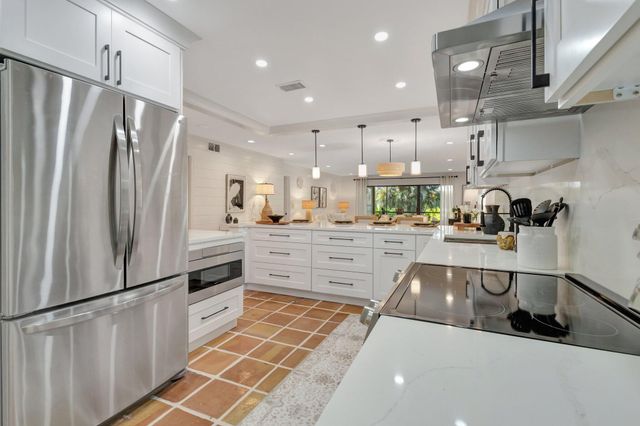 27 Westgate Lane C, Boynton Beach, FL 33436