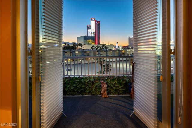 360 East Desert Inn Road 407, Las Vegas, NV 89109