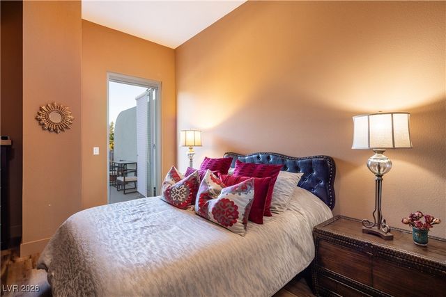 360 East Desert Inn Road 407, Las Vegas, NV 89109