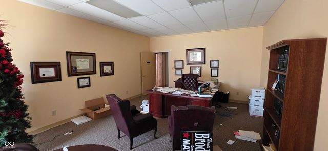 22 W 8th Street, Anderson, IN 46016