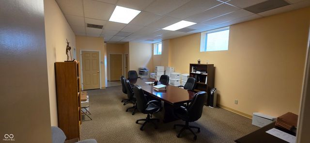 22 W 8th Street, Anderson, IN 46016