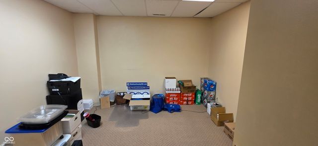 22 W 8th Street, Anderson, IN 46016