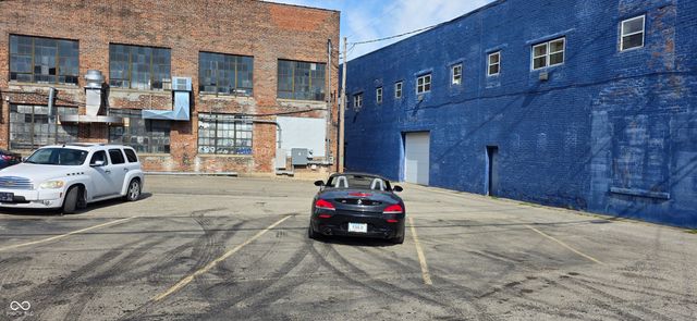 22 W 8th Street, Anderson, IN 46016