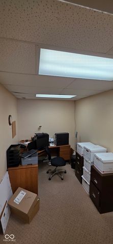 22 W 8th Street, Anderson, IN 46016