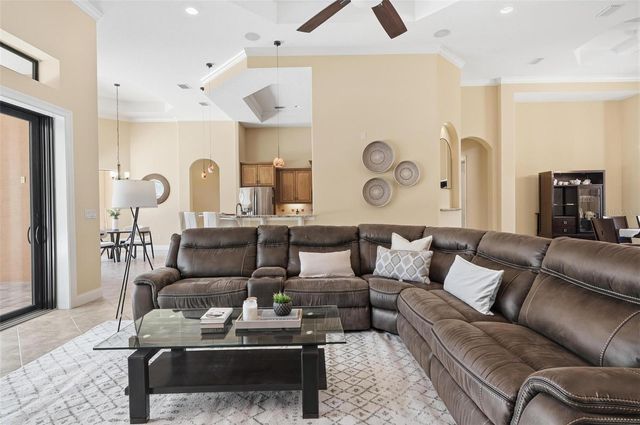 20 N VILLAGE PARKWAY, Palm Coast, FL 32137