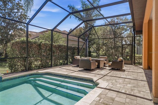 20 N VILLAGE PARKWAY, Palm Coast, FL 32137