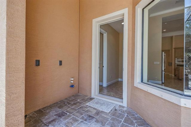 20 N VILLAGE PARKWAY, Palm Coast, FL 32137