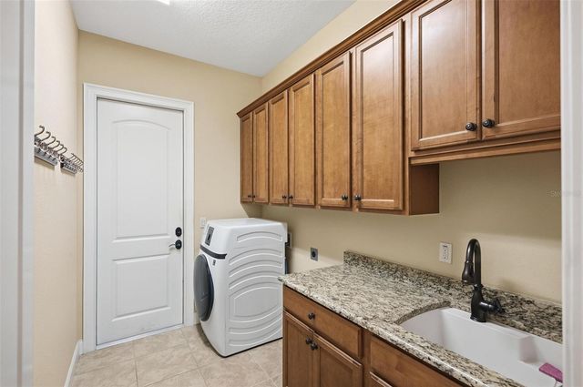 20 N VILLAGE PARKWAY, Palm Coast, FL 32137