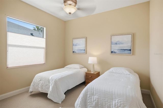 20 N VILLAGE PARKWAY, Palm Coast, FL 32137