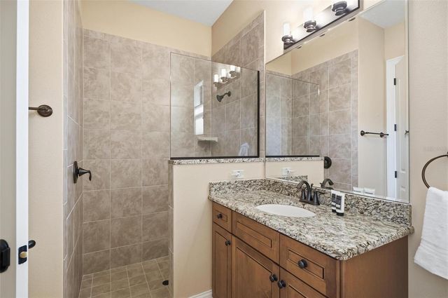 20 N VILLAGE PARKWAY, Palm Coast, FL 32137