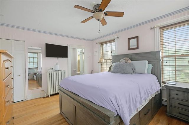 15 Ayrault Street 2, Newport, RI 02840