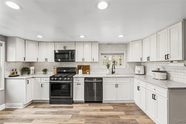 69 Hamilton Avenue, Auburn, NY 13021