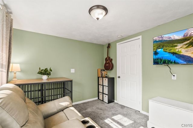 69 Hamilton Avenue, Auburn, NY 13021