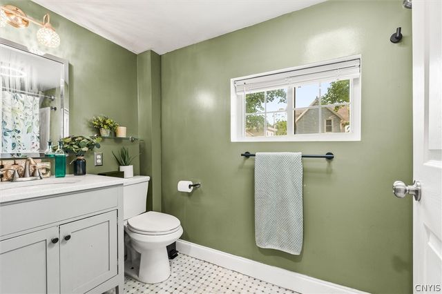 69 Hamilton Avenue, Auburn, NY 13021