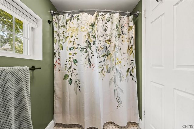 69 Hamilton Avenue, Auburn, NY 13021