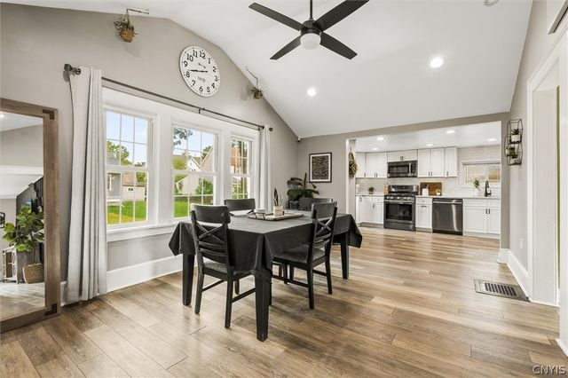 69 Hamilton Avenue, Auburn, NY 13021
