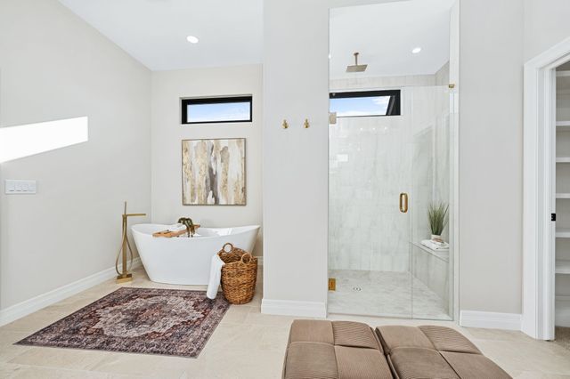 8438 Mossy Stone, Maize, KS 67101