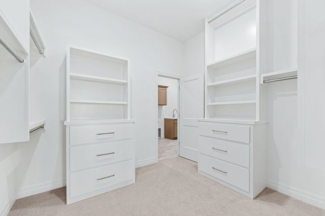 8438 Mossy Stone, Maize, KS 67101