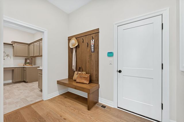 8438 Mossy Stone, Maize, KS 67101