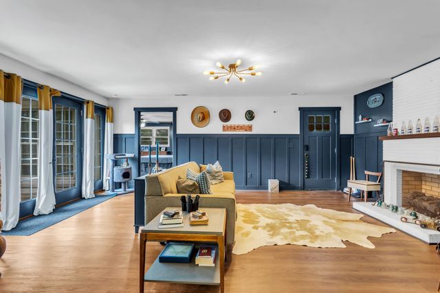 20 S Walnut St, Hohenwald, TN 38462