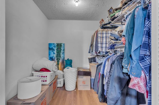 20 S Walnut St, Hohenwald, TN 38462