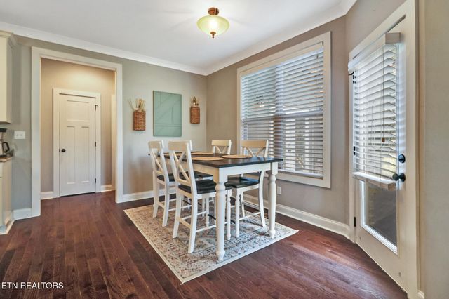 110 Wolf Creek Way, Oak Ridge, TN 37830