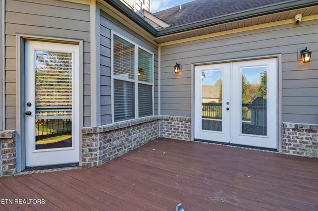 110 Wolf Creek Way, Oak Ridge, TN 37830