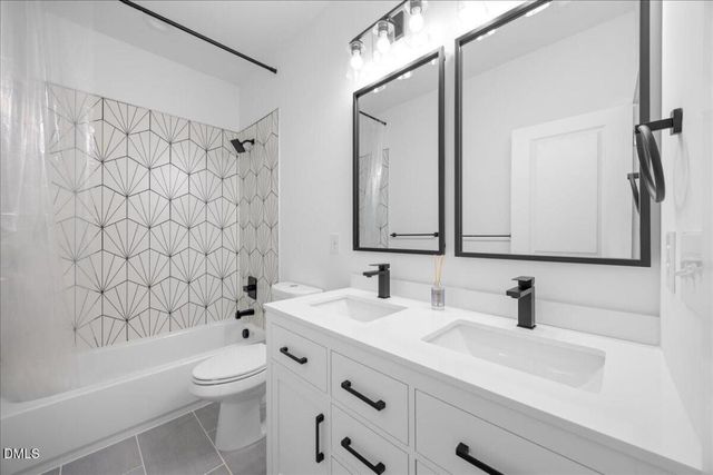 533 Kings Lake Way, Durham, NC 27703