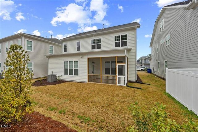 533 Kings Lake Way, Durham, NC 27703