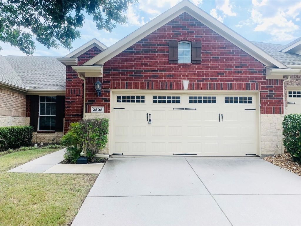 2808 Mott Street, Plano, TX 75025