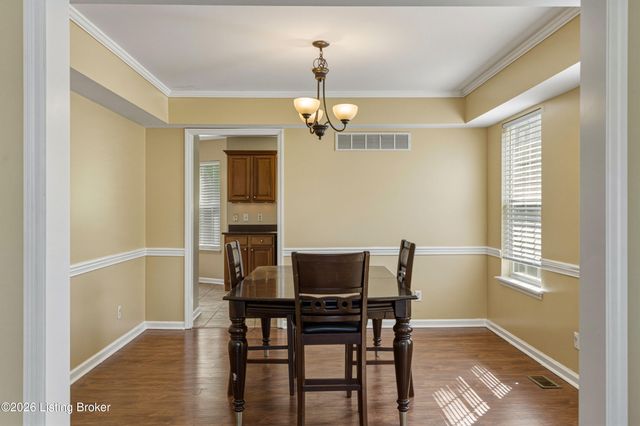 5312 Craigs Creek Dr, Louisville, KY 40241