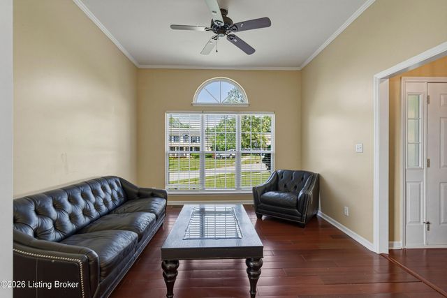 5312 Craigs Creek Dr, Louisville, KY 40241