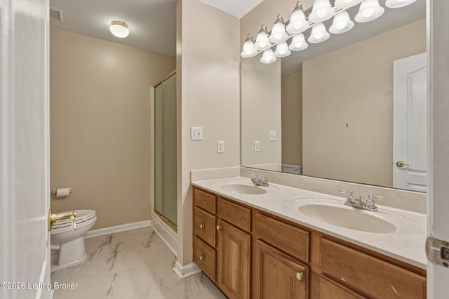 5312 Craigs Creek Dr, Louisville, KY 40241
